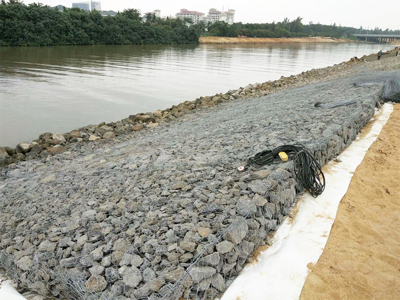 石籠網(wǎng)護岸