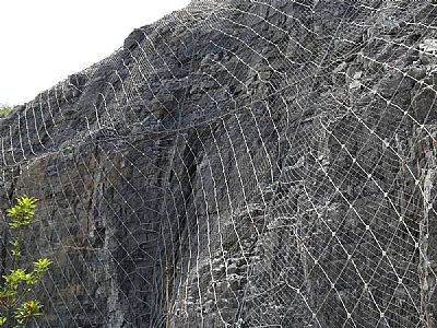 山體滑坡防護網(wǎng)