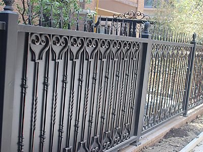 鐵藝圍墻護欄